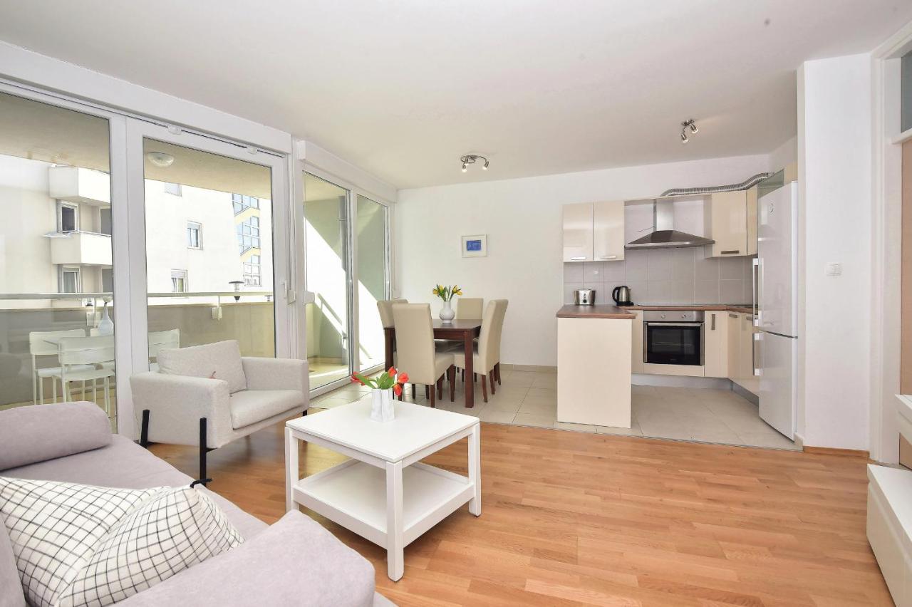 Sunshine Apartment Makarska Eksteriør bilde